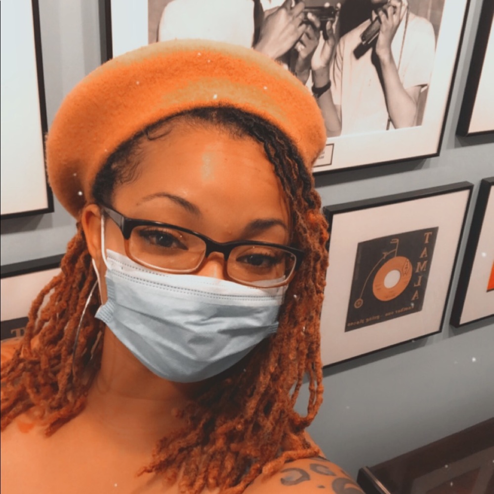 Meet your Posher, Dani